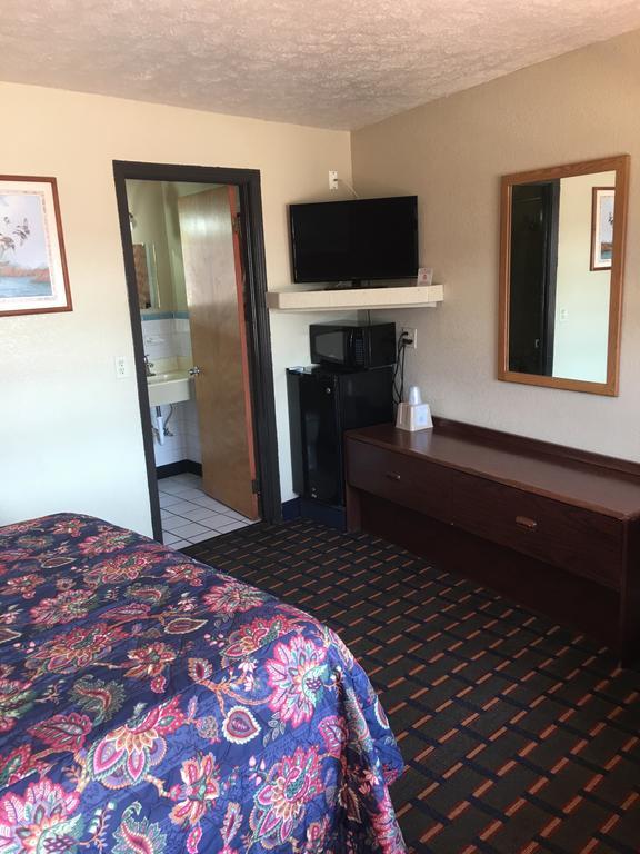 Best Value Inn Motel Sandusky Marianna Luaran gambar