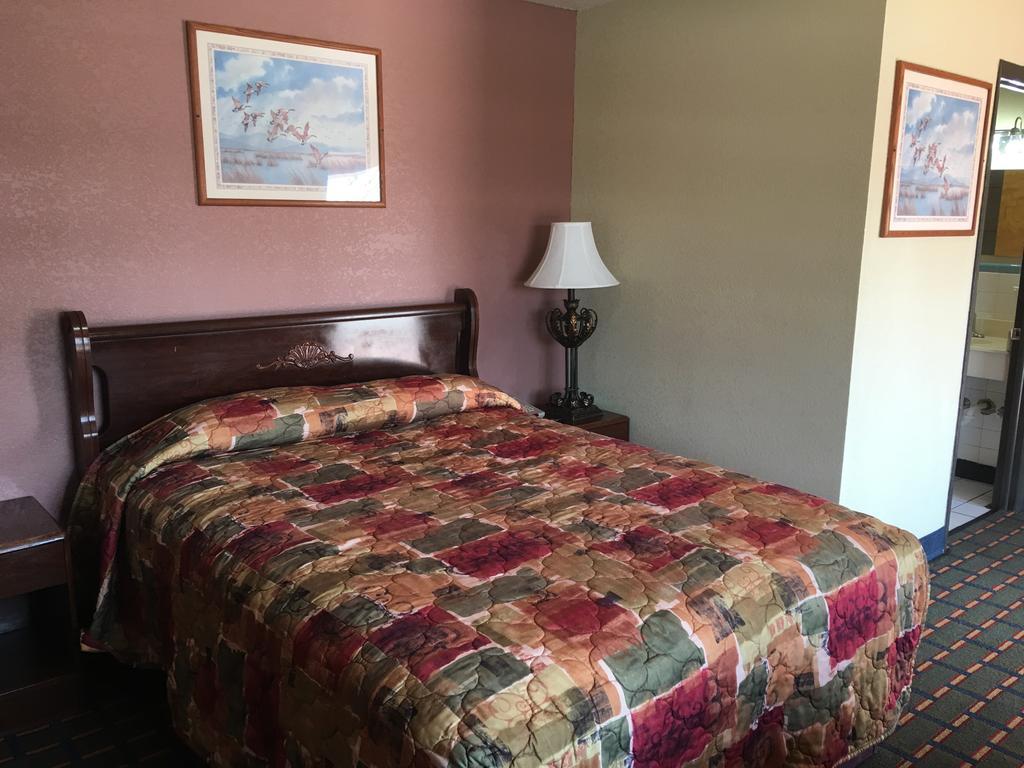 Best Value Inn Motel Sandusky Marianna Luaran gambar