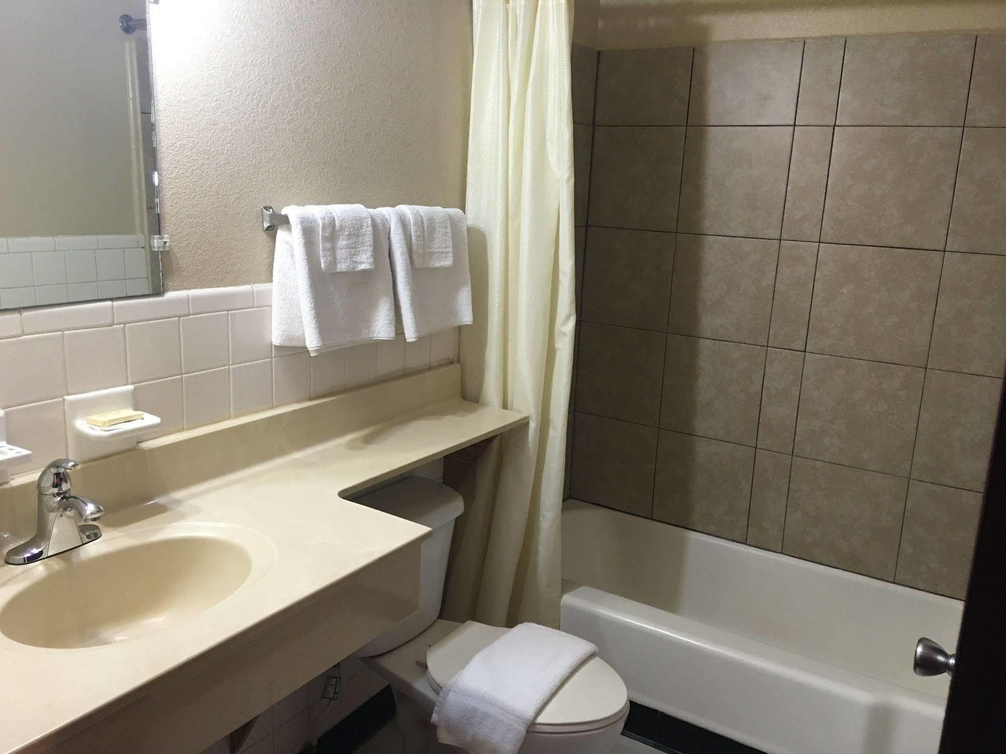 Best Value Inn Motel Sandusky Marianna Luaran gambar